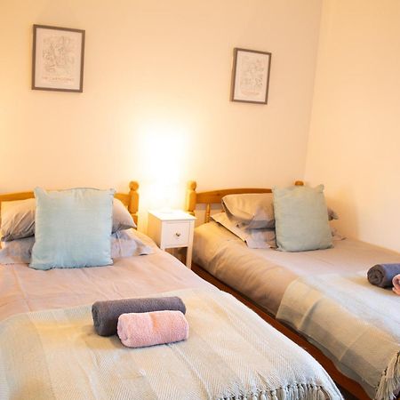 4 Bynack House Apartment Авимор Екстериор снимка